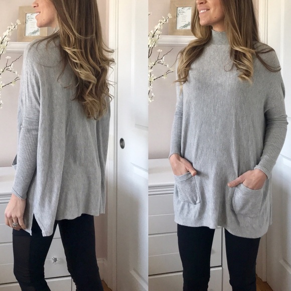 Romeo & Juliet Couture Tops - Gray Turtleneck Tunic Top with Pockets